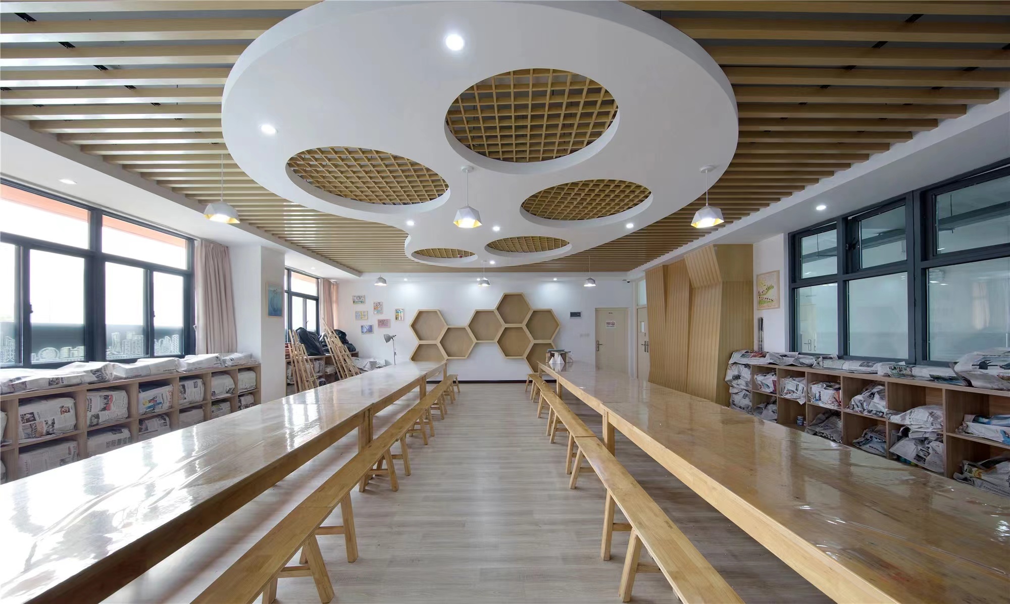 【學(xué)校案例】今泰裝飾在武漢市先后完成了與紅領(lǐng)巾學(xué)校6個(gè)校區(qū)的項(xiàng)目交付！(圖6)