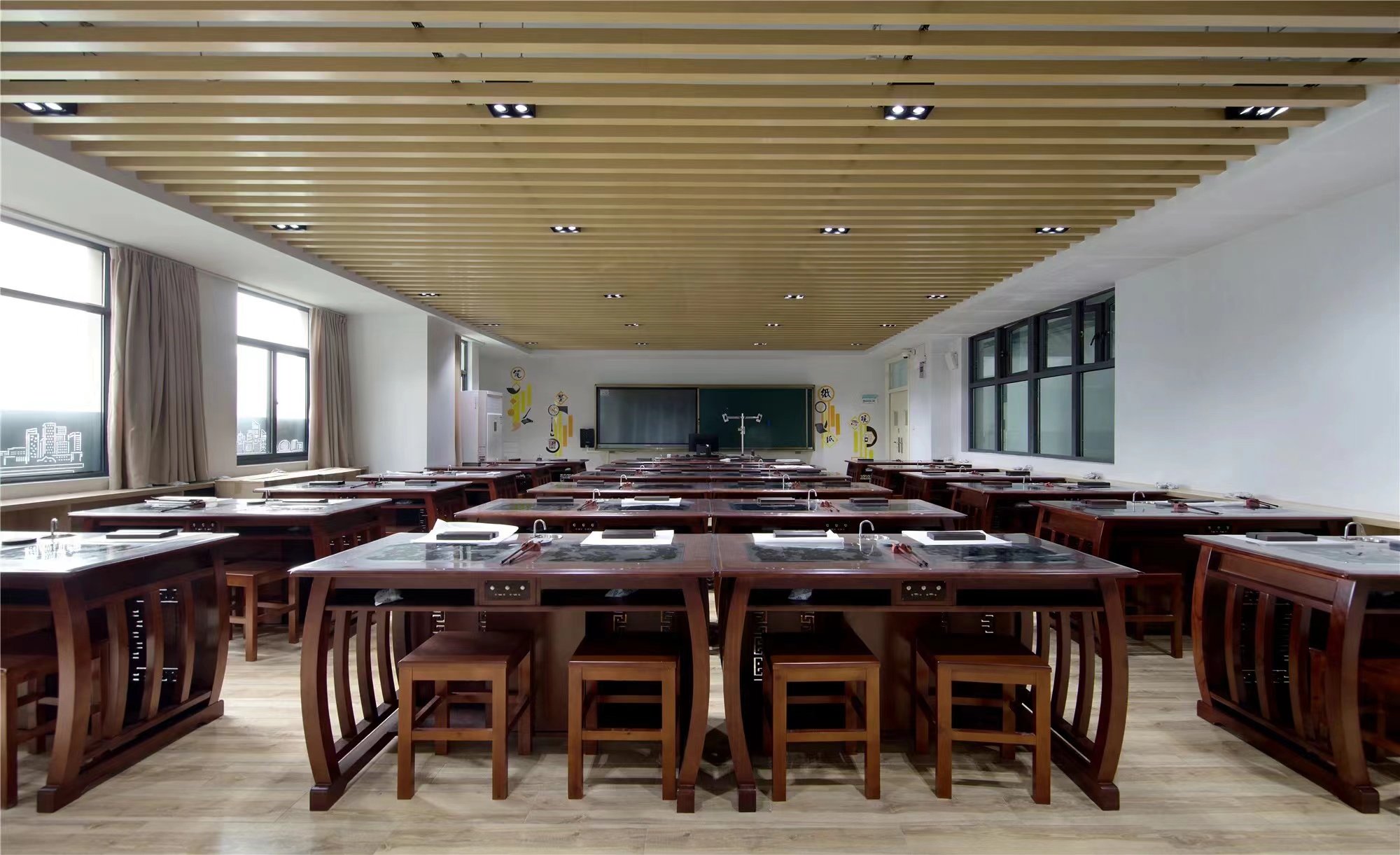 【學(xué)校案例】今泰裝飾在武漢市先后完成了與紅領(lǐng)巾學(xué)校6個(gè)校區(qū)的項(xiàng)目交付！(圖11)