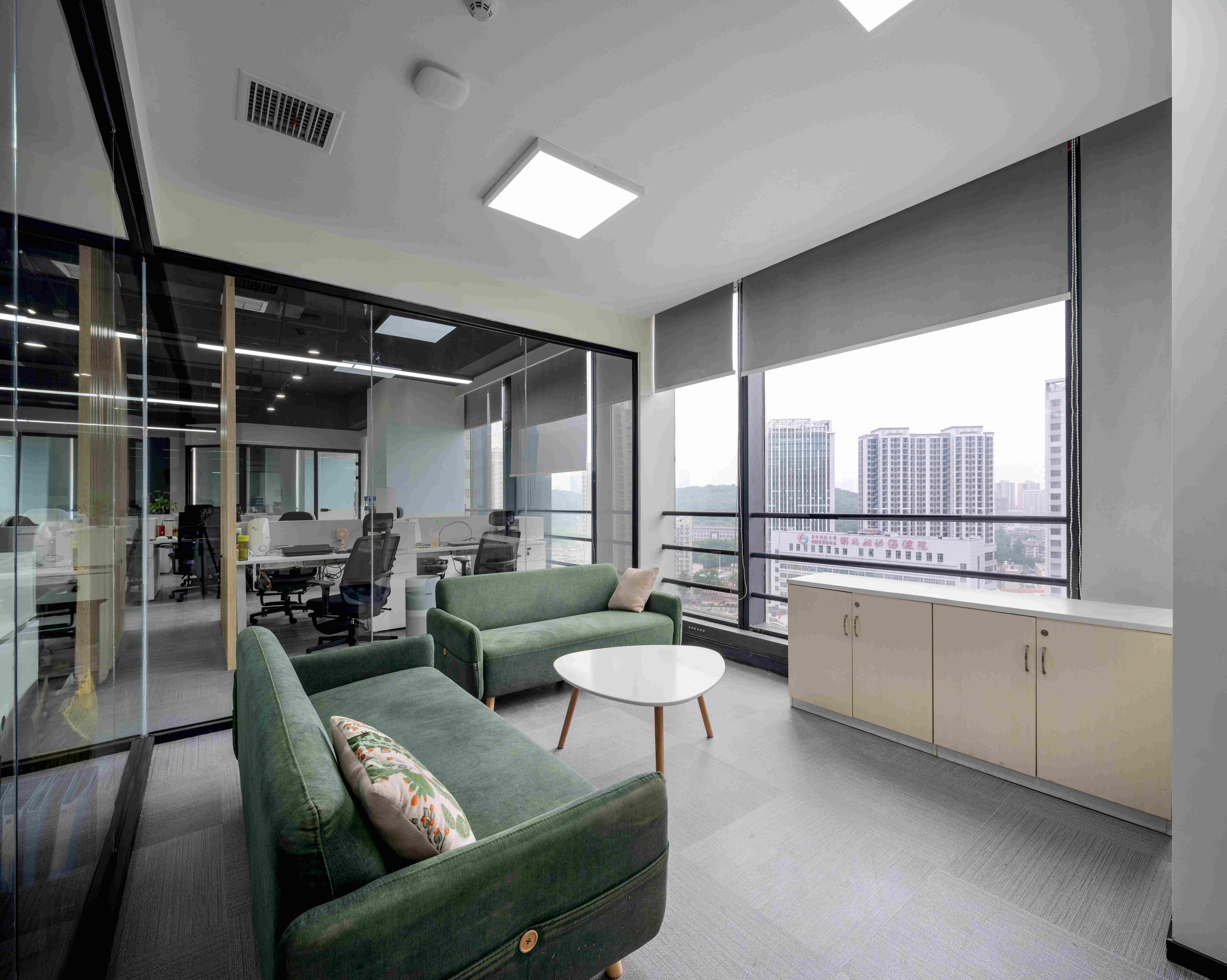 【萬(wàn)工項(xiàng)目】立升凈水(武漢)辦公室裝修項(xiàng)目完美交付并投入使用(圖11) 【萬(wàn)工項(xiàng)目】立升凈水(武漢)辦公室裝修項(xiàng)目完美交付并投入使用(圖11)