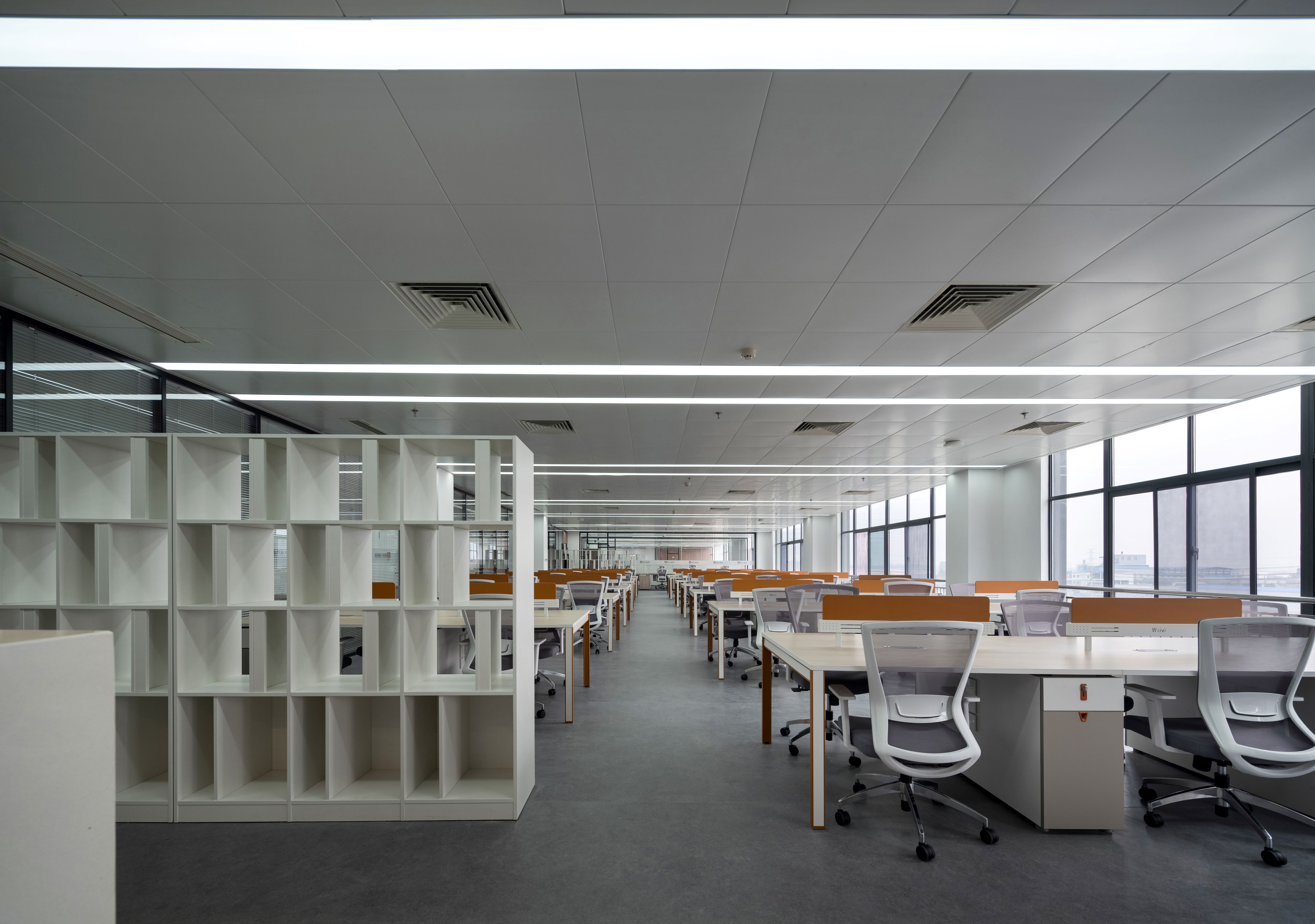 【完工案例】人福醫(yī)藥黃岡總部辦公室裝修完工！(圖3)