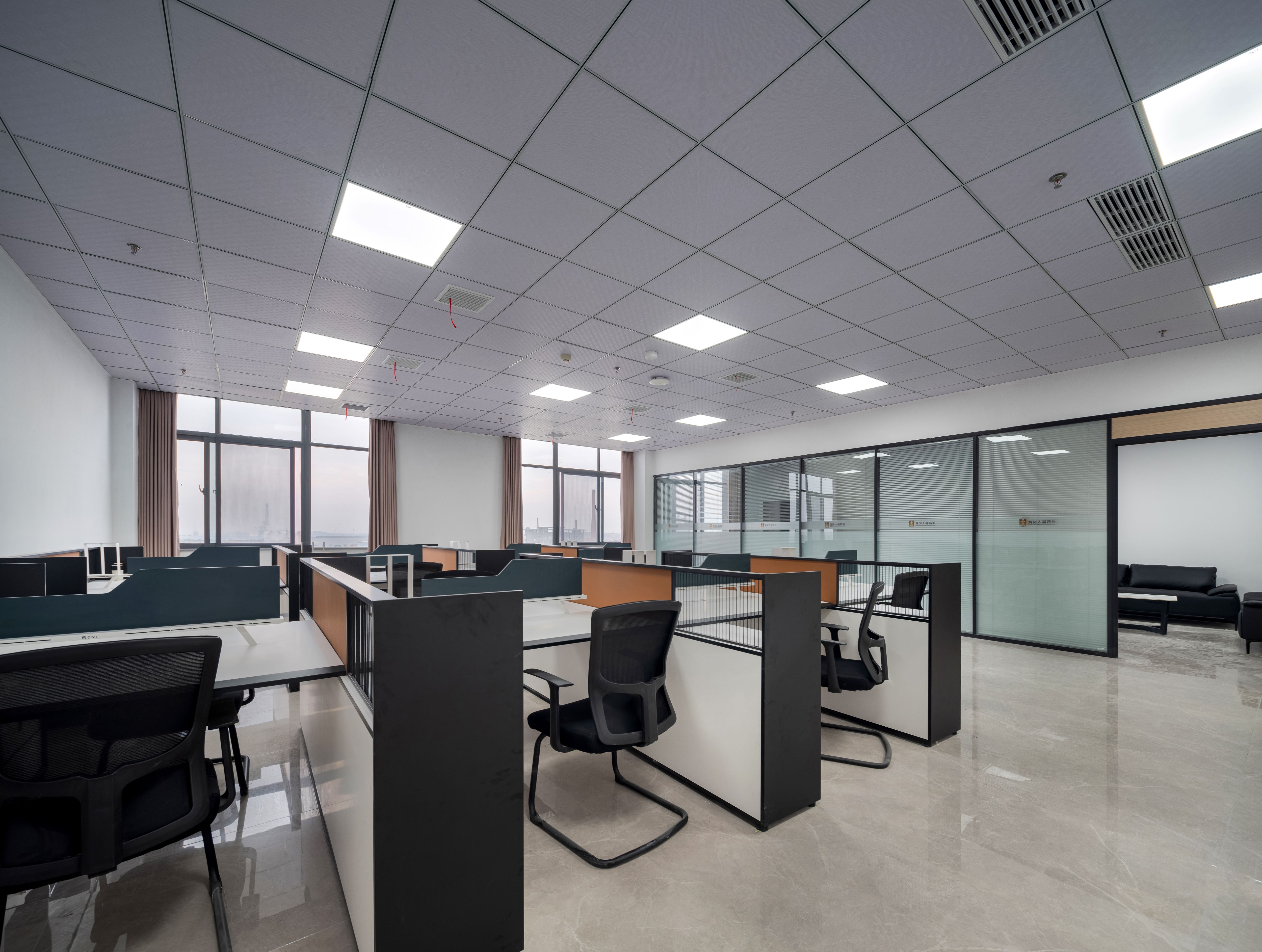 【完工案例】人福醫(yī)藥黃岡總部辦公室裝修完工！(圖10)