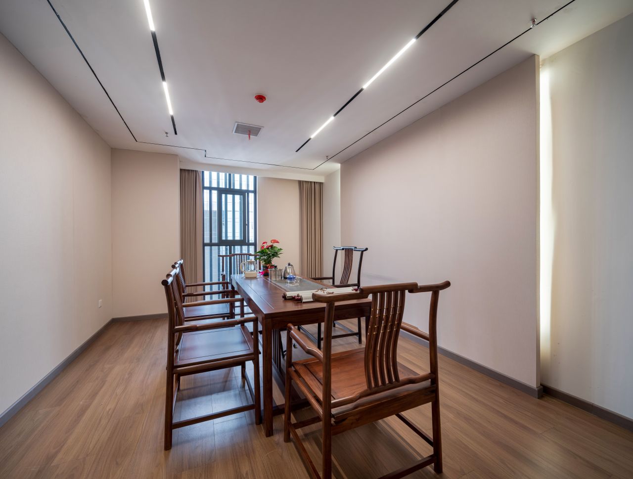 【完工案例】三相電力8000+㎡辦公室裝修項(xiàng)目圓滿交付并投入使用(圖36) 【完工案例】三相電力8000+㎡辦公室裝修項(xiàng)目圓滿交付并投入使用(圖36)