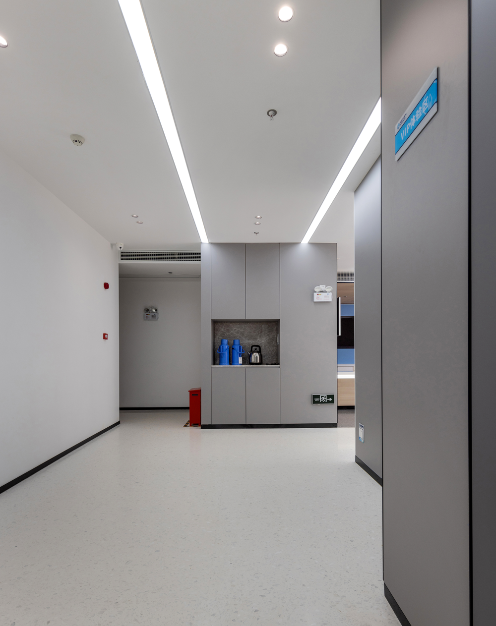 【完工項目】武漢市唯一一個將營業(yè)廳與管理站的服務(wù)概念與功能相互融合的“一體化”實體服務(wù)中心(圖6) 9.png